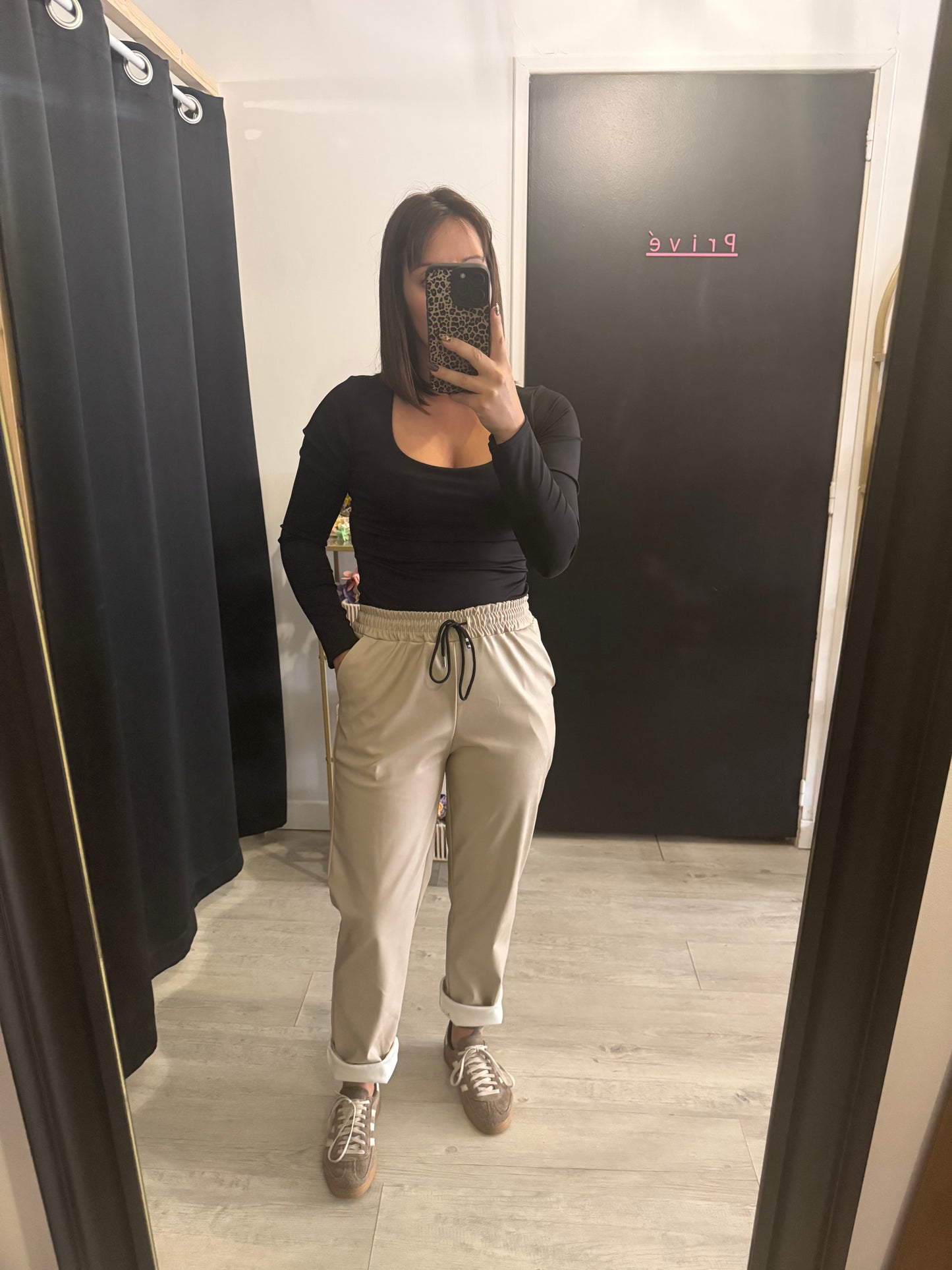 Pantalon Emy beige simili cuir