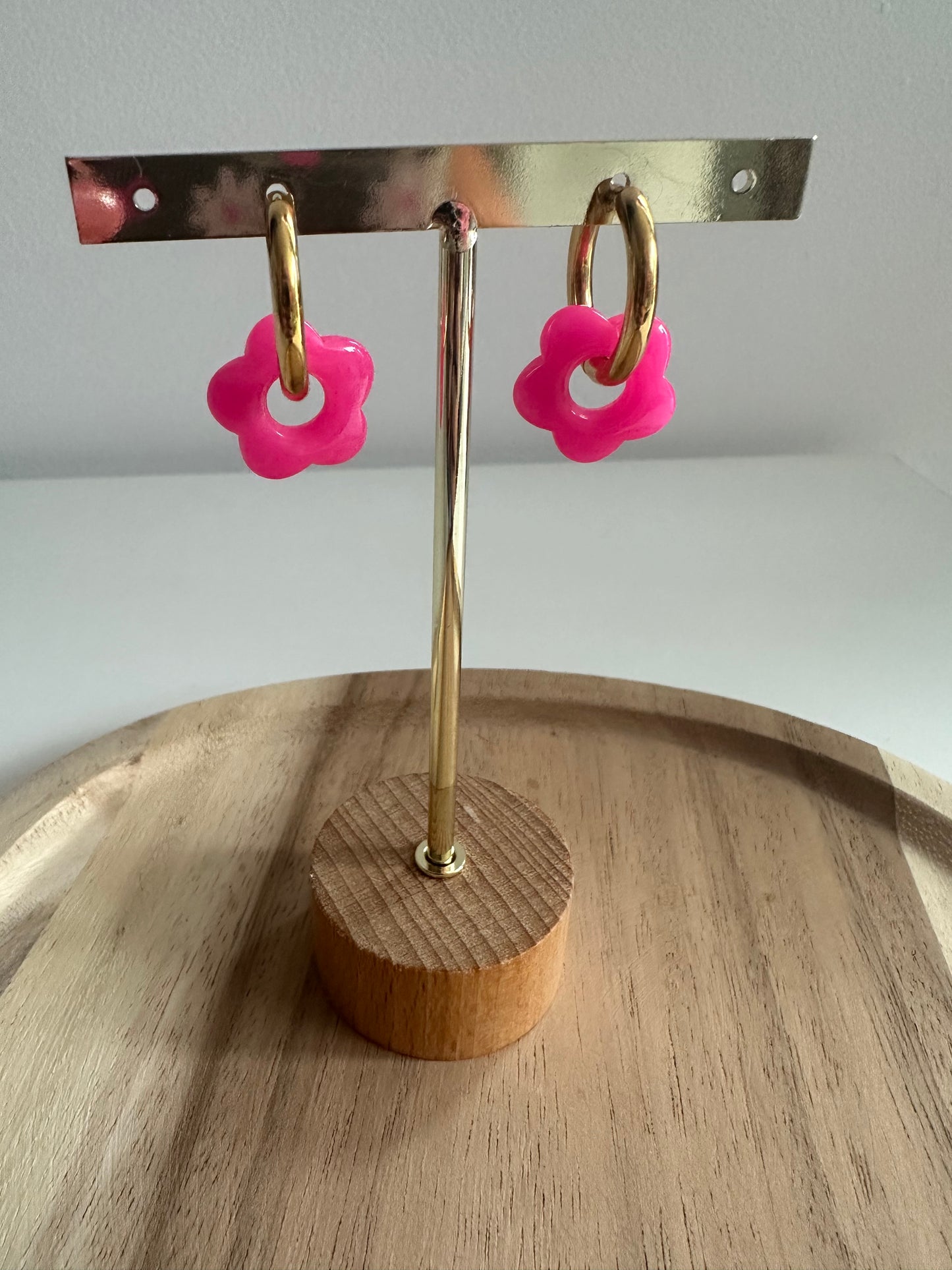 Boucles d'oreilles mini créoles rose fushia