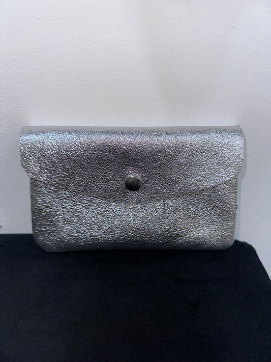 Porte monnaie en cuir irisé argenté