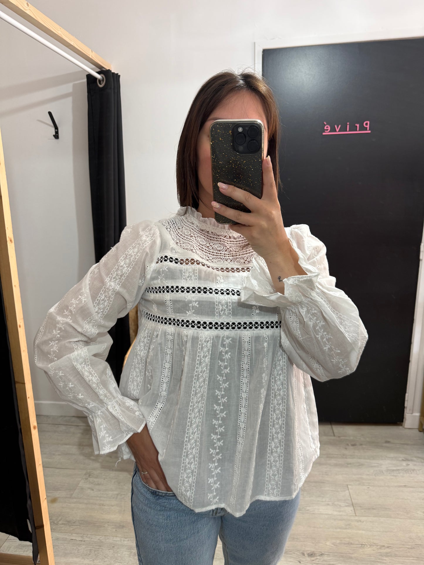 Blouse Bridge
