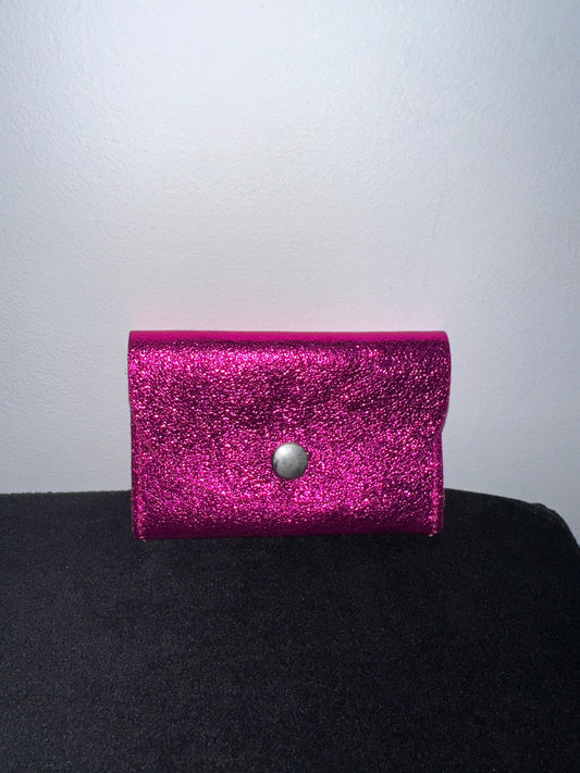 Porte cartes en cuir irisé fuchsia