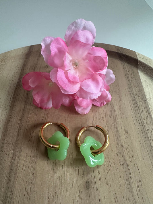 Boucles d'oreilles mini créoles verte