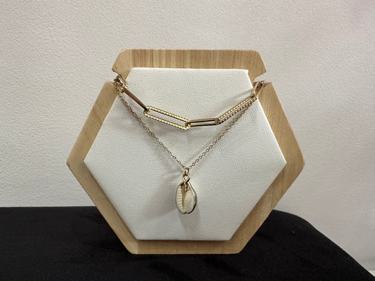 Collier cauris