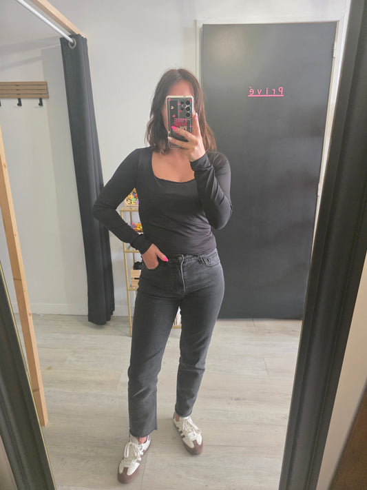 Haut basique noir