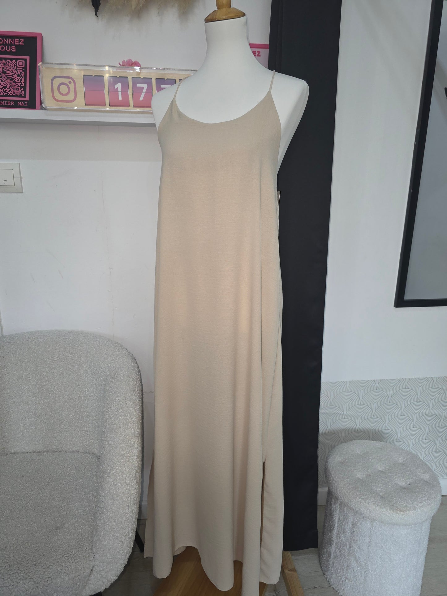 Robe Alicia beige